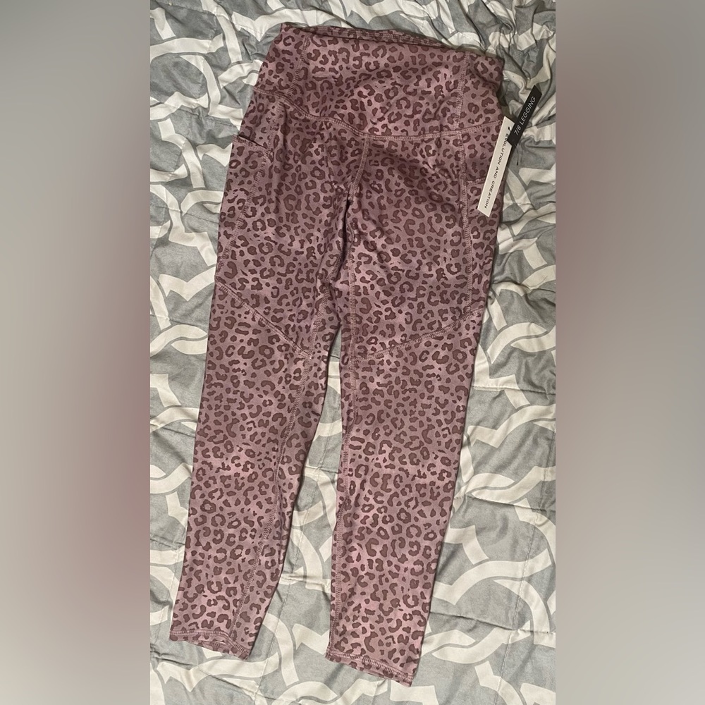 Evolution and Creation 7/8 workout pants